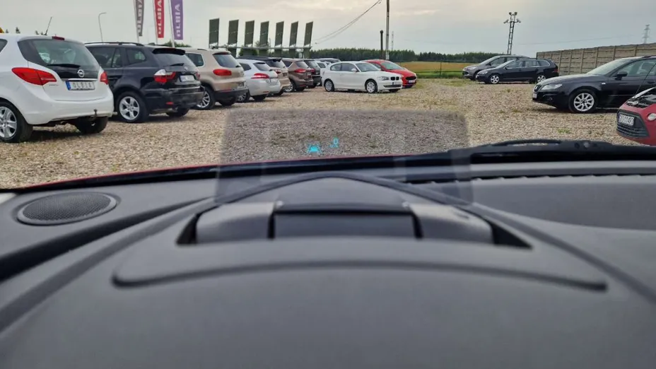MAZDA 2 -