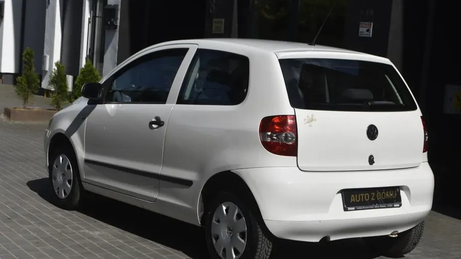 VOLKSWAGEN Fox -