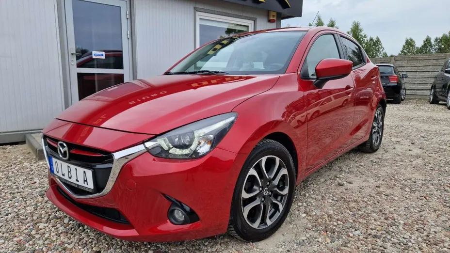 MAZDA 2 -