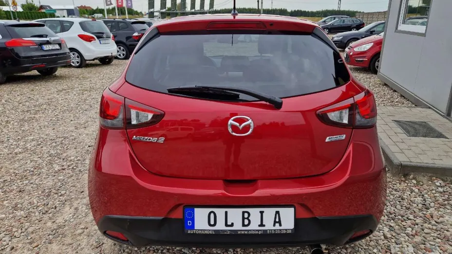 MAZDA 2 -