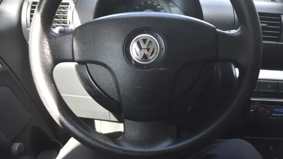 VOLKSWAGEN Fox -