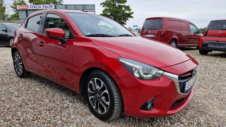 MAZDA 2 -