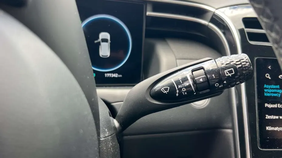 HYUNDAI Tucson -