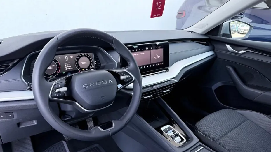 SKODA Octavia -