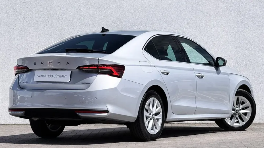 SKODA Octavia -