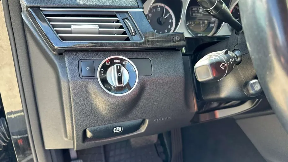 MERCEDES-BENZ E Klasa -