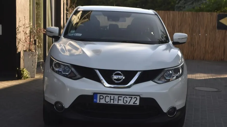 NISSAN Qashqai -