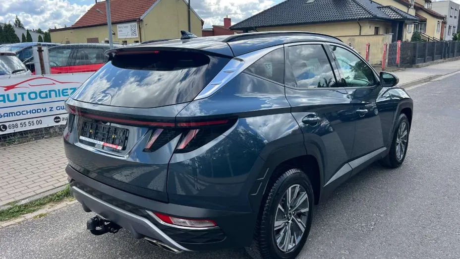 HYUNDAI Tucson -