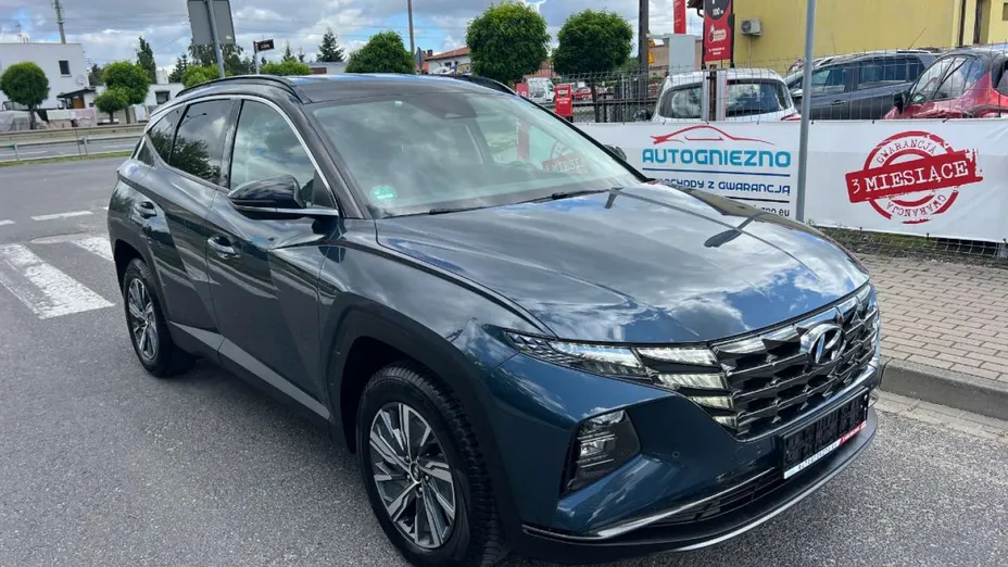 HYUNDAI Tucson -