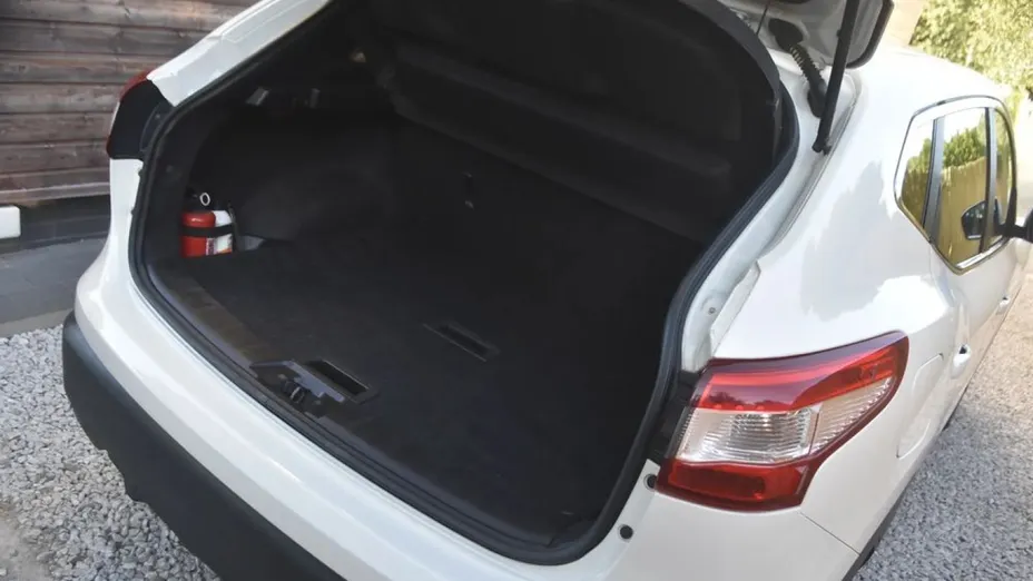 NISSAN Qashqai -