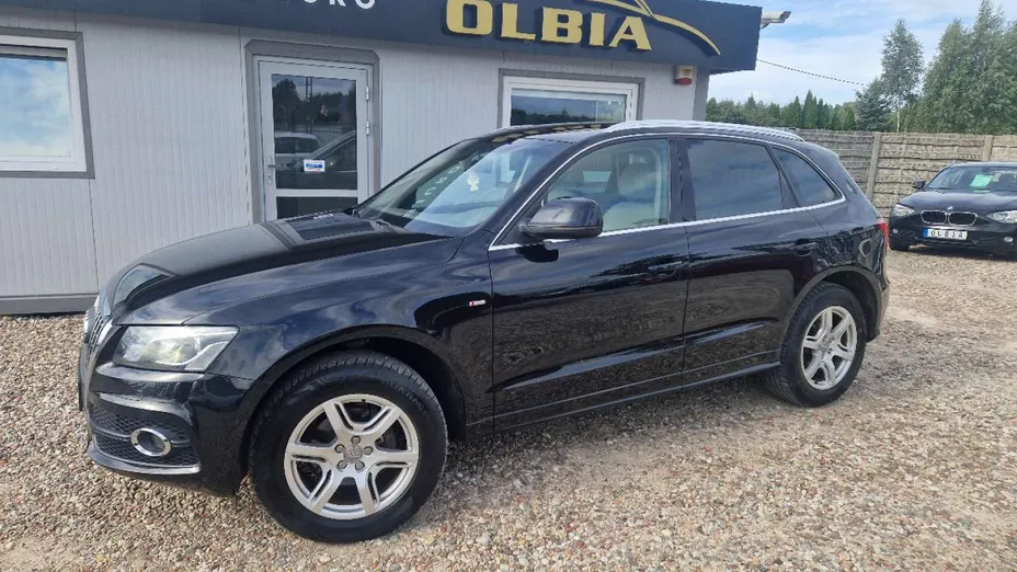AUDI Q5 -