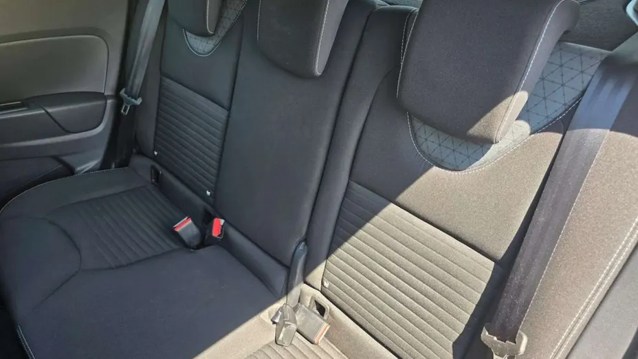 RENAULT Clio -