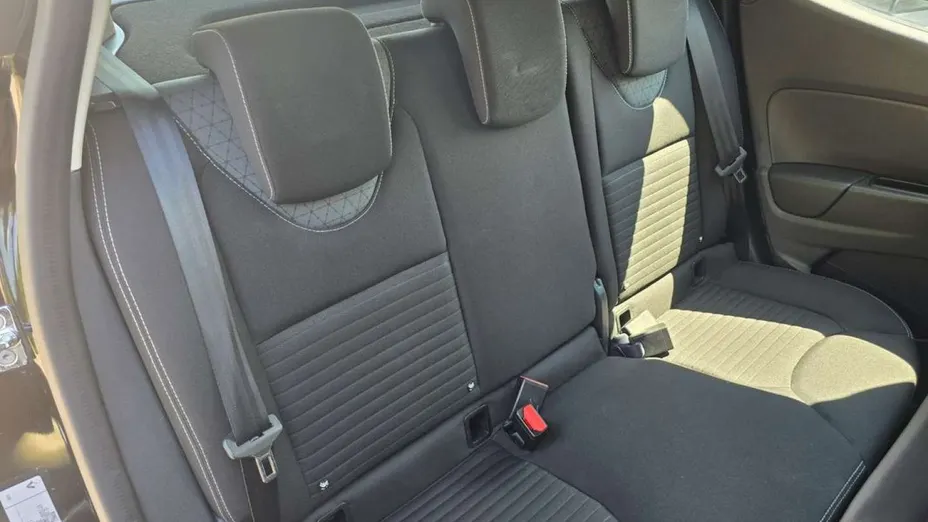 RENAULT Clio -