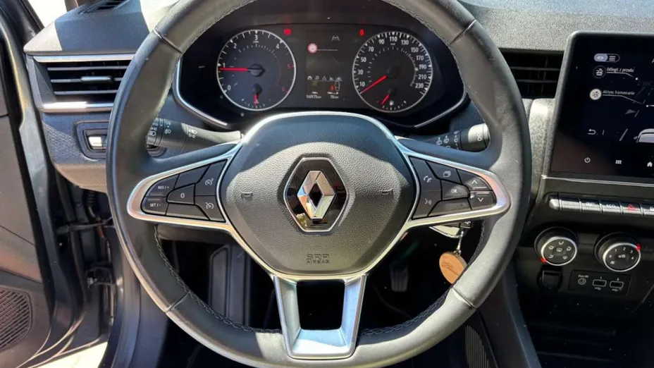 RENAULT Clio -