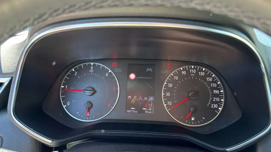 RENAULT Clio -