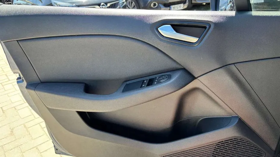 RENAULT Clio -