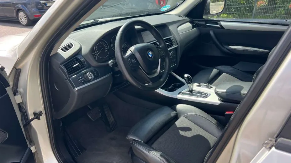 BMW X3 -