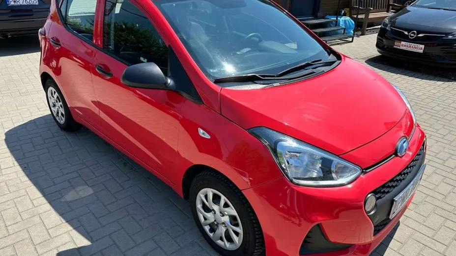 HYUNDAI i10 -
