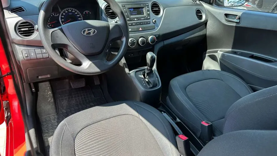 HYUNDAI i10 -