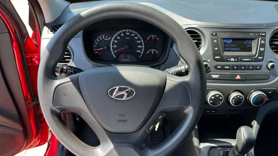 HYUNDAI i10 -