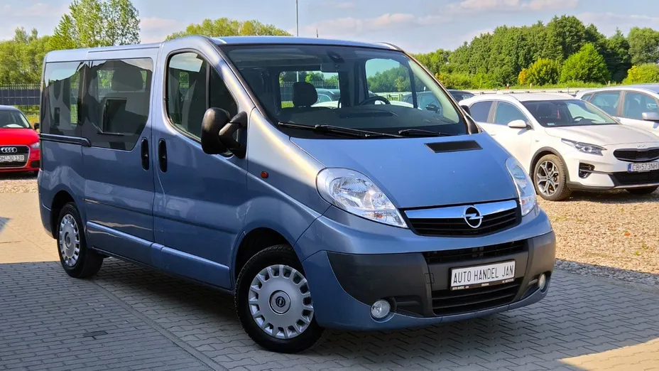 OPEL Vivaro -