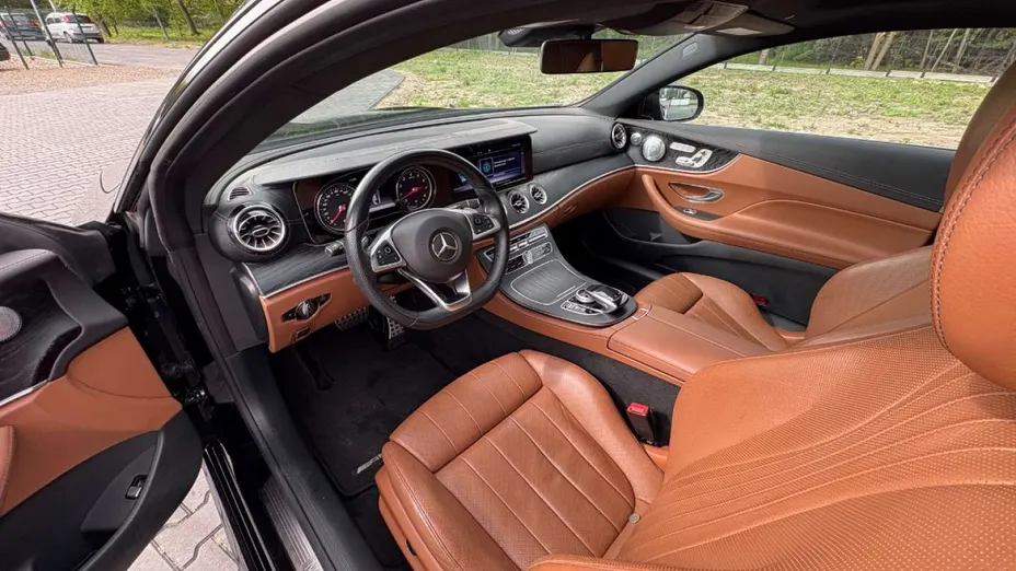 MERCEDES-BENZ E Klasa -