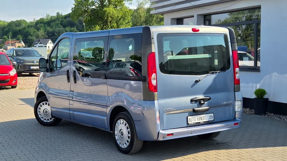 OPEL Vivaro -