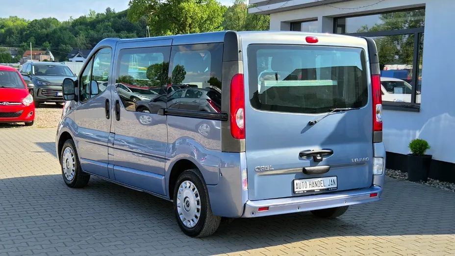 OPEL Vivaro -