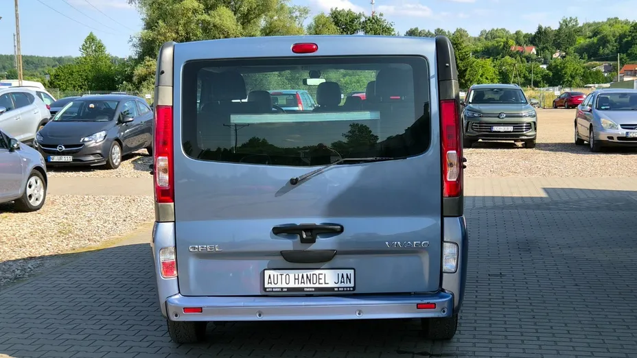 OPEL Vivaro -