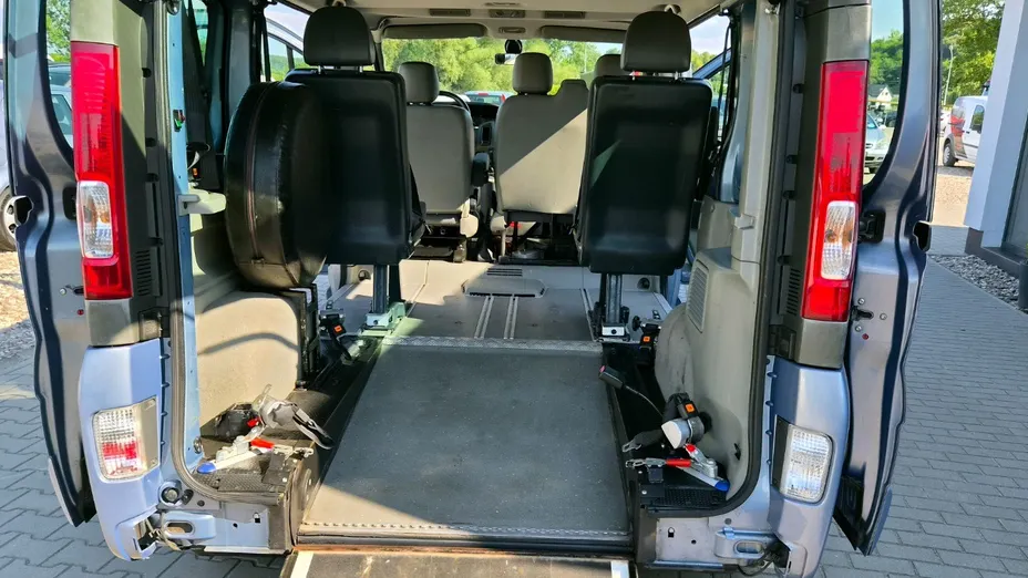 OPEL Vivaro -