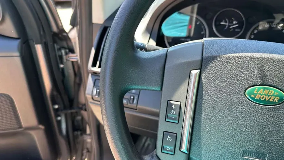 LAND ROVER Freelander -