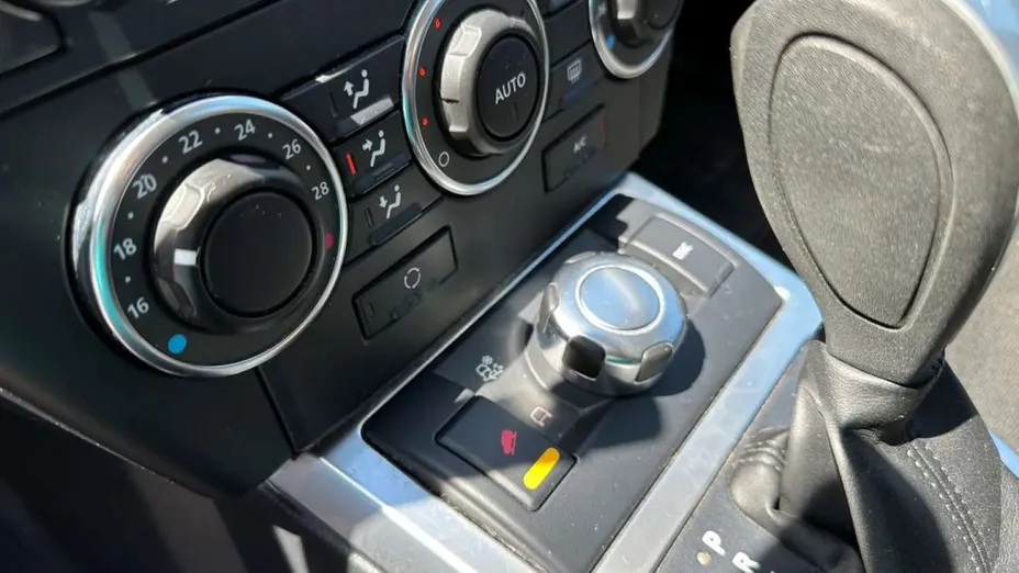 LAND ROVER Freelander -