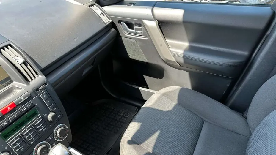 LAND ROVER Freelander -