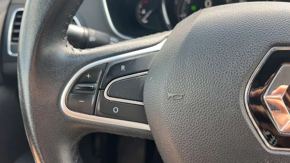 RENAULT Megane -
