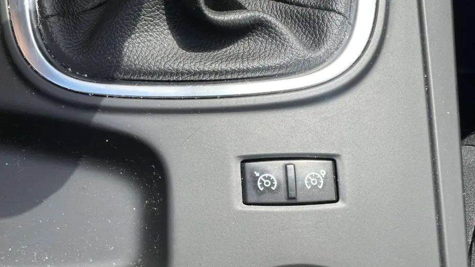 RENAULT Megane -