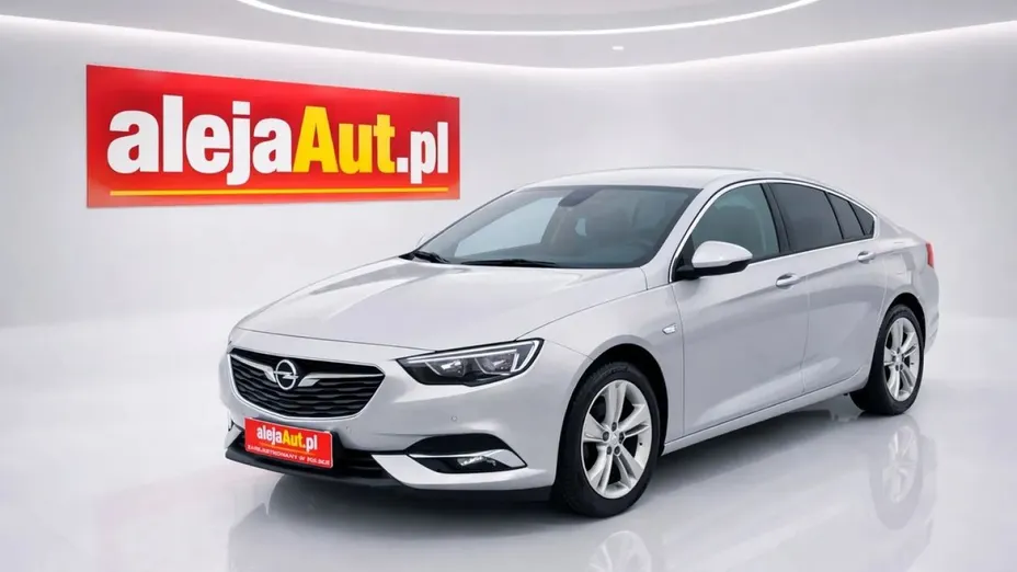 OPEL Insignia -