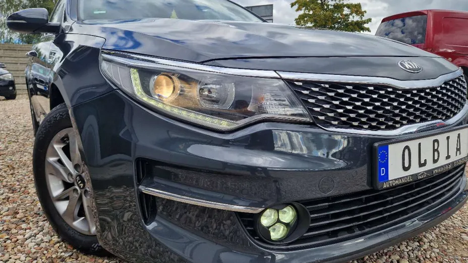 KIA Optima -