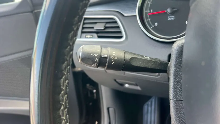 PEUGEOT 508 -