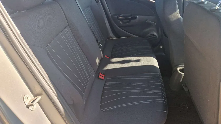 OPEL Corsa -
