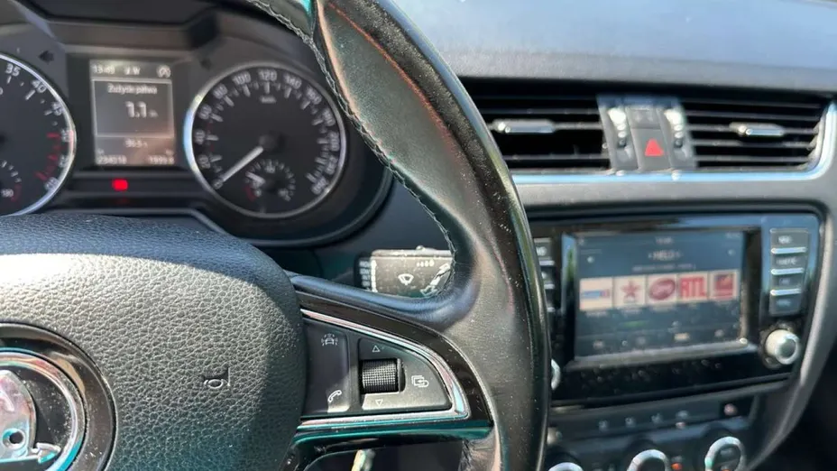 SKODA Octavia -