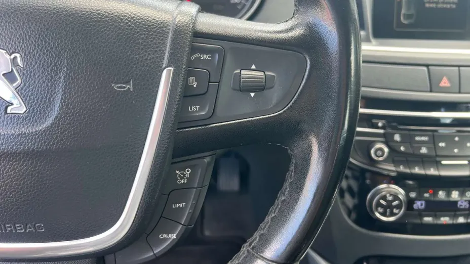 PEUGEOT 508 -