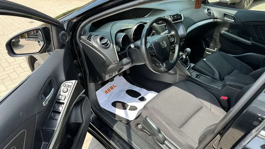 HONDA Civic -