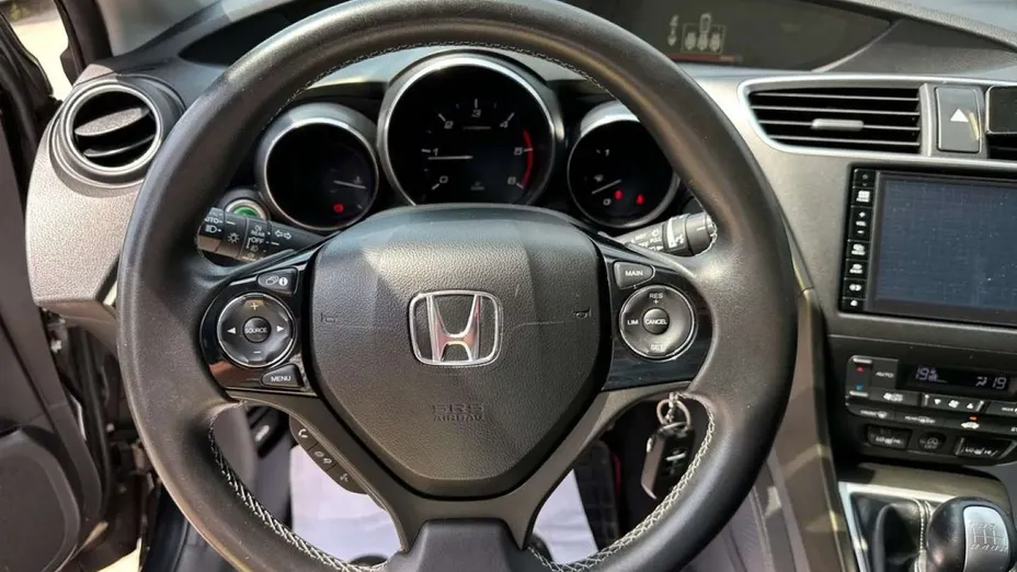 HONDA Civic -