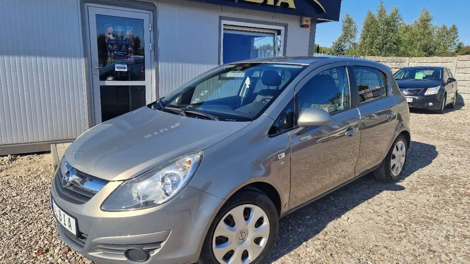 OPEL Corsa -