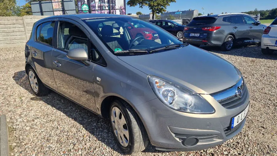 OPEL Corsa -