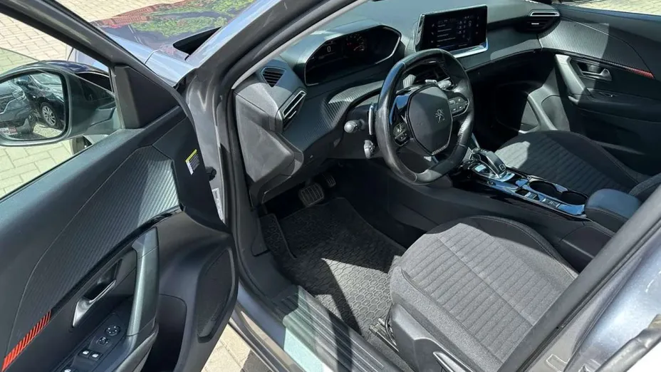 PEUGEOT 2008 -