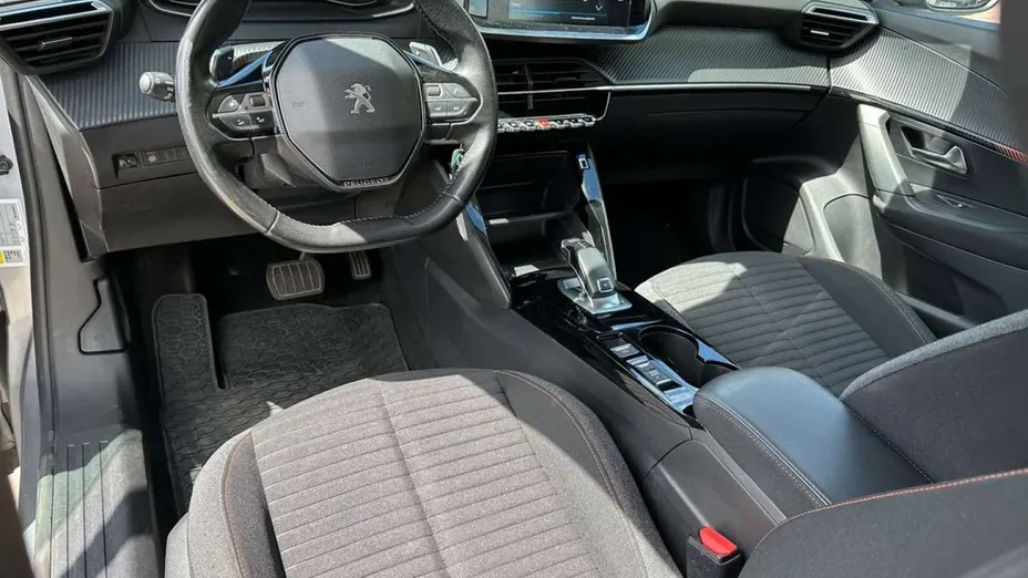 PEUGEOT 2008 -