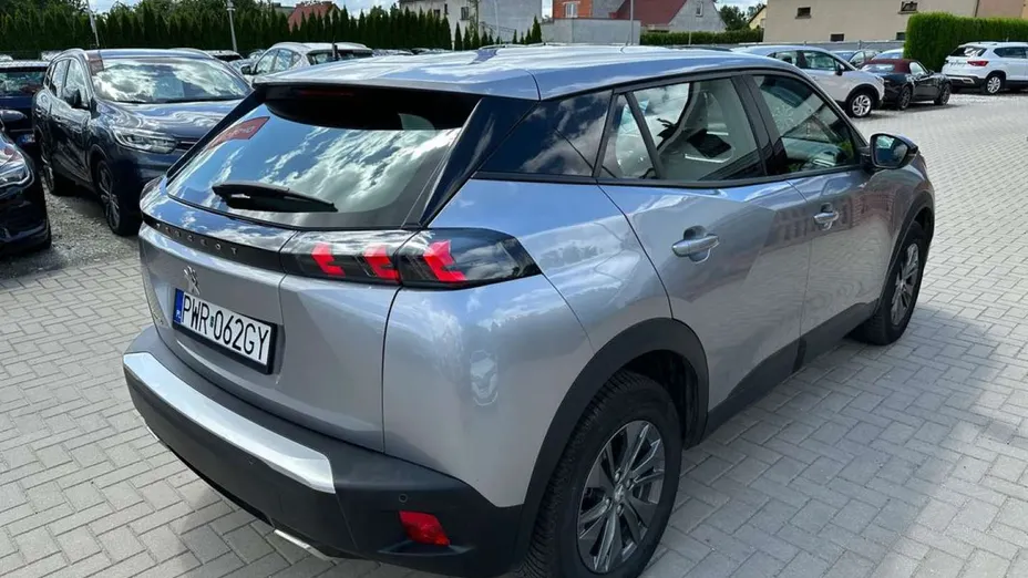 PEUGEOT 2008 -