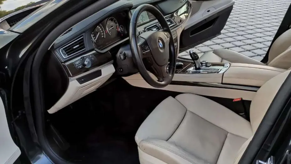 BMW Seria 7 -