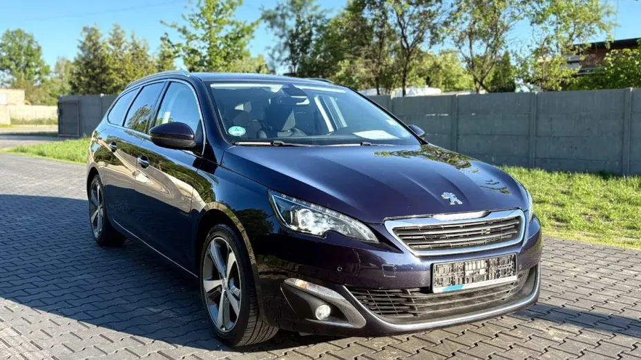 PEUGEOT 308 -